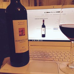 Dornfelder červené víno polosuché mosel wine moselská vína e-shop.jpg